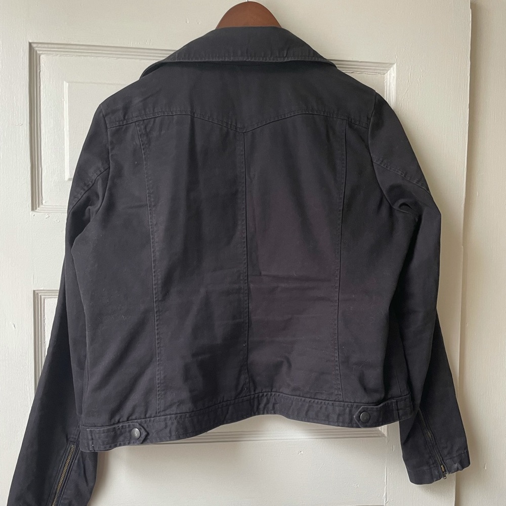 Levi’s Jacket - Picture 2 of 2